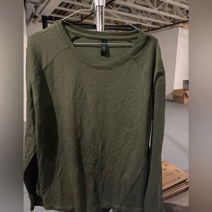 Cotton On Size Large high low long sleeve shirt